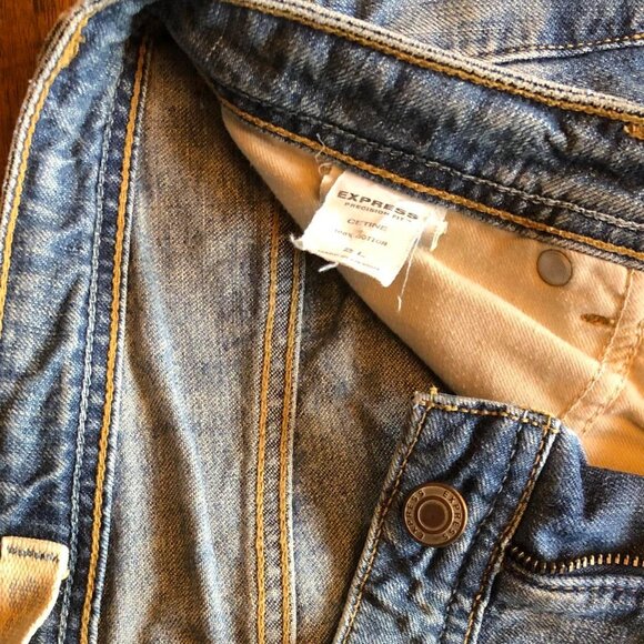 Women's Blue Jeans - Picture 4 of 4